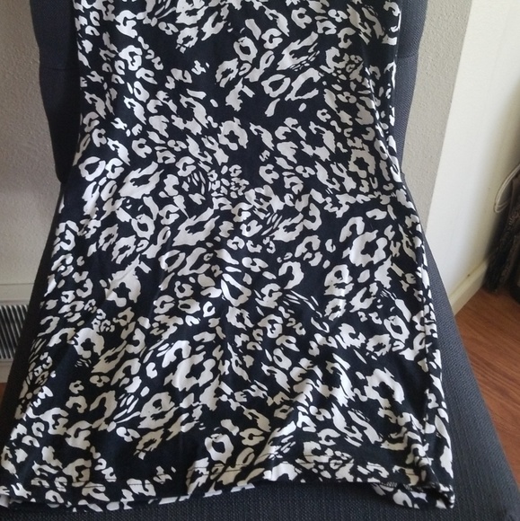 Black & White Cheetah Bodycon Mini Dress - Picture 2 of 4